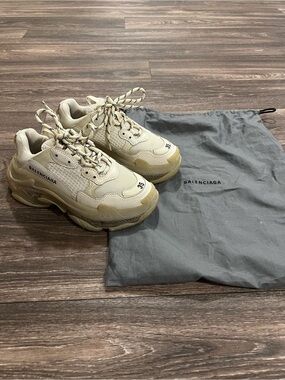 BALENCIAGA Cream Beige Triple S Clear Sole Sneakers size EUR 35 or US 5.5